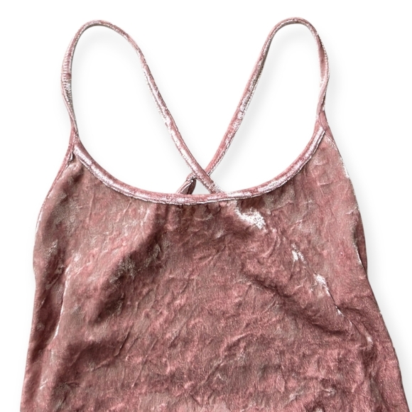 🔥5 FOR $25🔥Full Tilt Crushed Velvet Bodysuit, Blush Pink, Size M - Picture 3 of 12